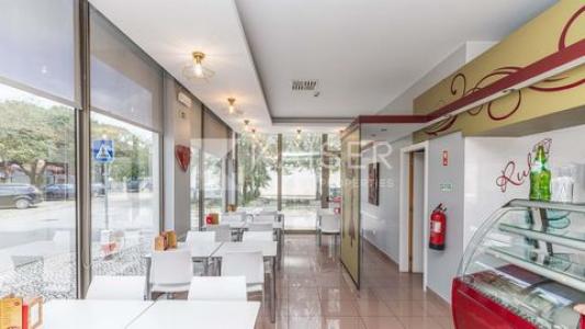 Vente Local commercial ALBUFEIRA 8200