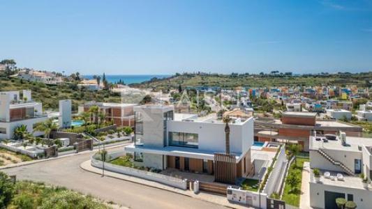 Vente Maison 4 pi�ces ALBUFEIRA 8200