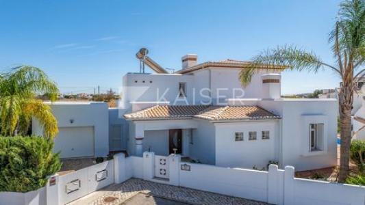 Vente Maison 4 pi�ces ALBUFEIRA 8200