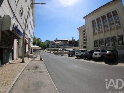 Location Local commercial ALMADA 2800