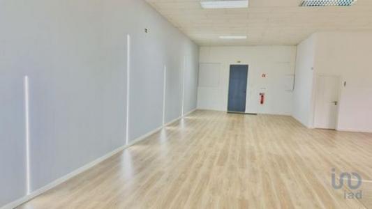 Vente Local commercial AMADORA 2700