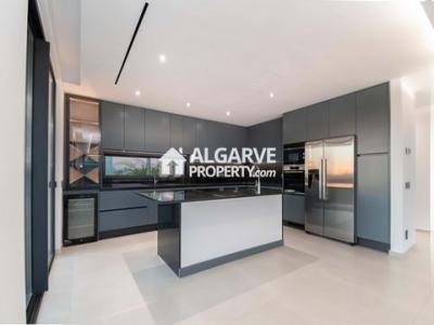 Vente Maison 4 pi�ces BOLIQUEIME 8100