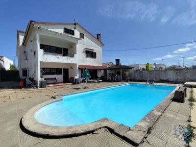 Vente Maison 12 pices CADAVAL 2550