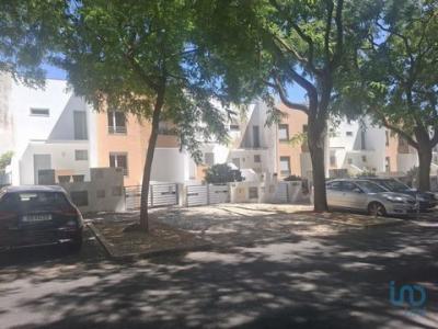 Location Maison 7 pices CARNAXIDE 2790
