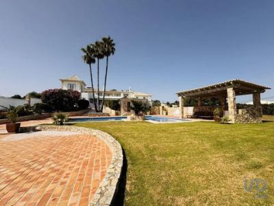 Vente Maison 18 pi�ces FARO 8005