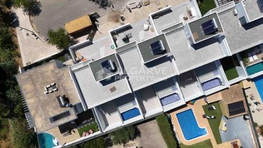Vente Maison 3 pièces FARO 8000