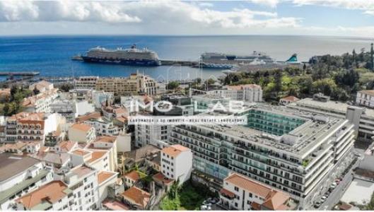 Location Appartement FUNCHAL 9000