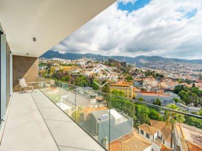 Location Appartement FUNCHAL 9000