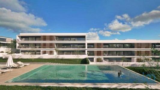 Vente Appartement 7 pices GONDOMAR 4420