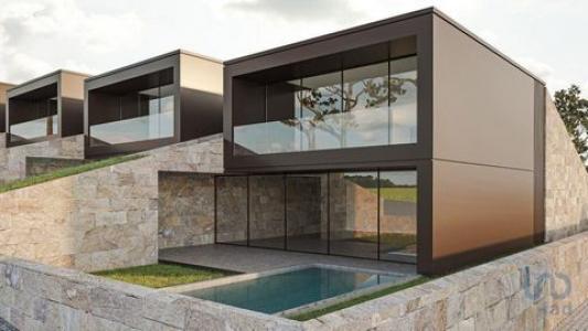 Vente Maison 6 pi�ces GUIMARAES 4800