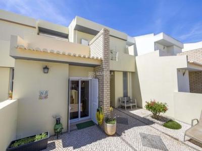 Vente Maison 4 pices LAGOS 8600