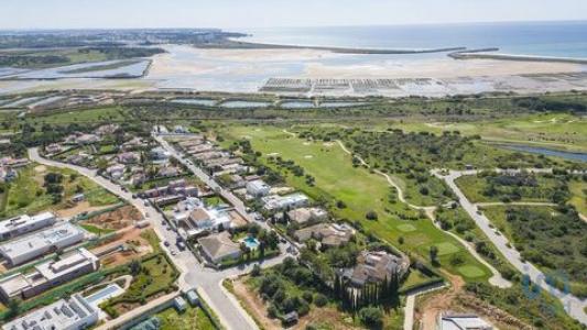 Vente Maison 8 pi�ces LAGOS 8600