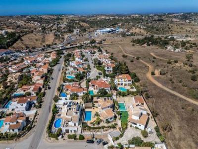 Vente Maison 5 pices LAGOS 8600