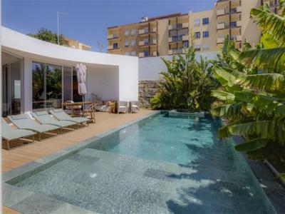 Vente Maison LAGOS 8600