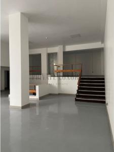 Location Local commercial LISBOA 1000