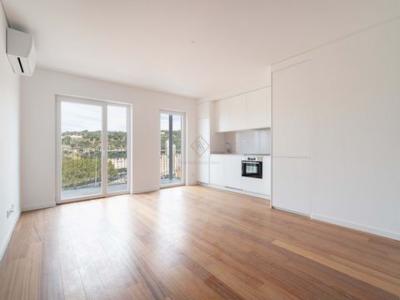 Location Appartement 2 pices LISBOA 1000