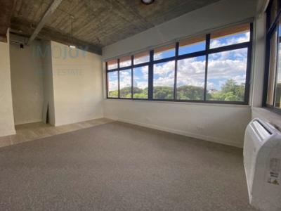Location Local commercial LISBOA 1400