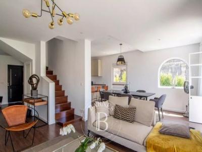 Location Maison 5 pices LISBOA 1070