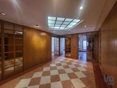 Location Appartement 8 pi�ces LISBOA 1500