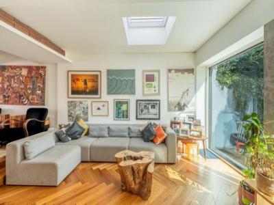 Vente Maison 5 pi�ces LISBOA 1000