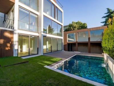 Vente Maison 5 pi�ces LISBOA 1000