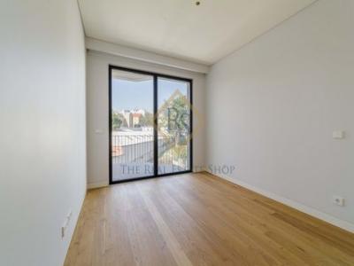 Location Appartement 2 pi�ces LISBOA 1000