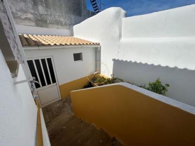 Vente Maison 2 pices LOULE 8100