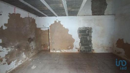 Vente Local commercial LOULE 8100