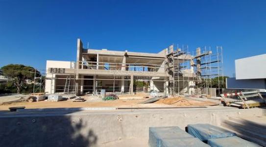 Vente Maison LOULE 8100