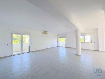 Vente Appartement 10 pi�ces LOULE 8100