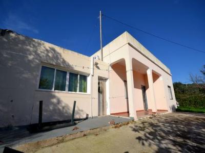 Vente Maison 4 pi�ces LOULE 8100