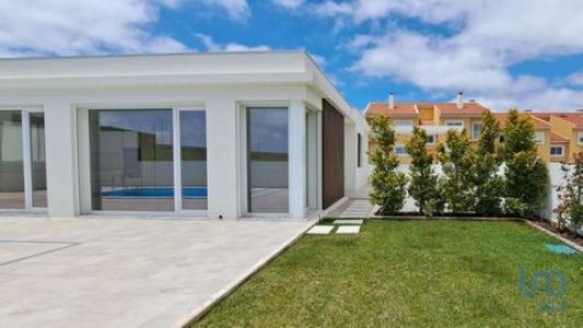 Vente Maison 4 pi�ces LOURINHA 2530