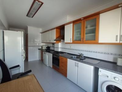 Location Appartement 3 pices MAFRA 2640