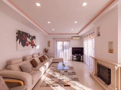 Vente Maison 5 pi�ces MAFRA 2640