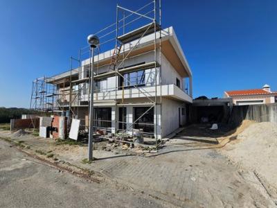 Vente Maison 3 pi�ces MAFRA 2640