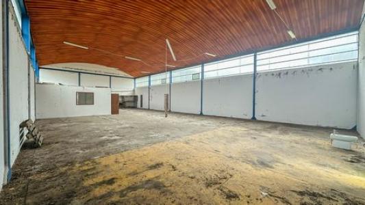 Vente Local industriel MAFRA 2640