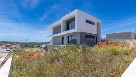 Vente Maison 4 pi�ces MAFRA 2640