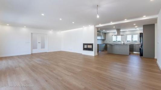 Vente Maison 7 pi�ces MAFRA 2640