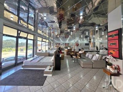 Vente Local commercial MAIA 4425