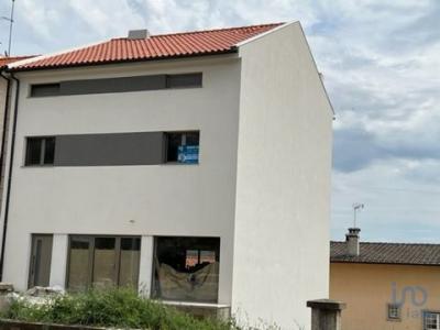 Vente Maison 8 pices MOGADOURO 5200