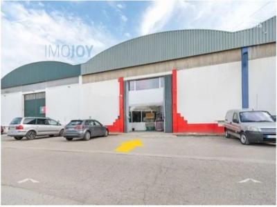 Vente Local industriel MONTIJO 2870