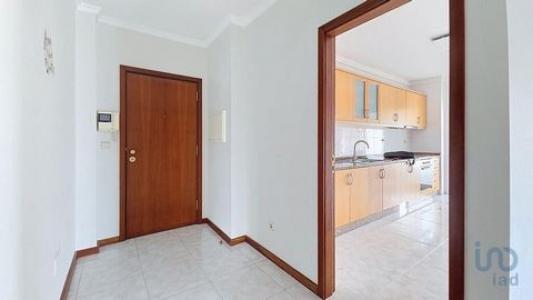 Vente Appartement 4 pi�ces OVAR 3880