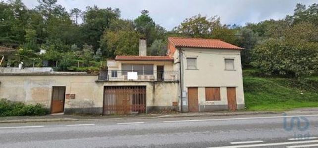 Vente Maison 8 pices PENELA 3230