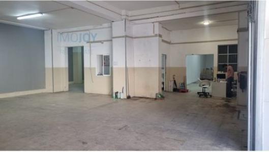 Location Local industriel PORTELA 2685