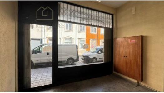 Vente Local commercial PORTO 4000