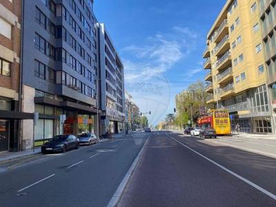 Vente Local commercial PORTO 4000