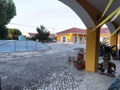 Vente Maison 13 pices SANTAREM 2005
