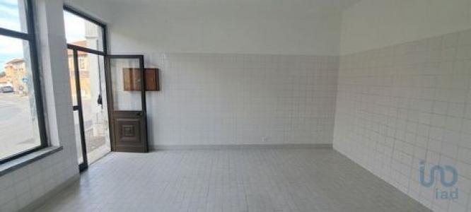 Location Local commercial TORRES-VEDRAS 2560