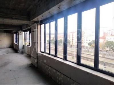 Acheter Local commercial 237 m2 Amadora