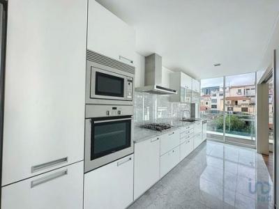 Acheter Appartement 132 m2 Funchal